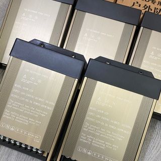 NGUỒN NGOÀI TRỜI 12V 33A
