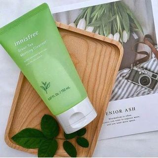 Sữa rửa mặt trà xanh InnisfreeGreen Tea Foam Cleanser làm sạch tạp chất