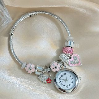 Đồng hồ vòng tay pann charm mẫu mã đa dạng , độc đáo, đính charm sang trọng. ( Hàng Giá Tận Xưởng )