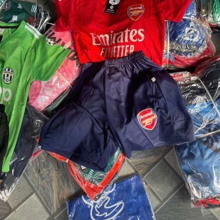 LÔ BỘ THỂ THAO BÉ SALE