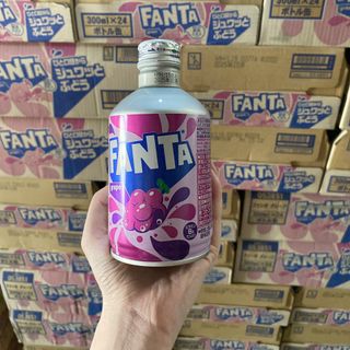 Nước ngọt Fanta Nhật vị Đào/ Nho 300ML (24 chai/ thùng)