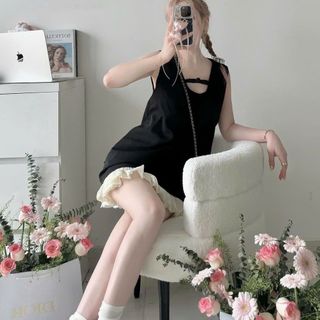 Váy Xuông Cổ Chữ V Dáng Ngắn Bánh Bèo Thả Dáng Ngày Hè