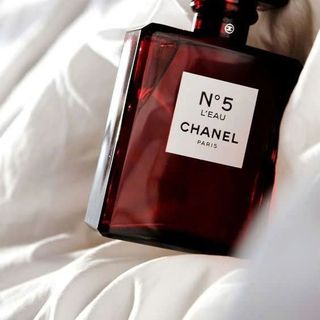 NƯỚC HOA NỮ CHANELNO.5 BẢN ĐỎ EAU DE PARFUM -100ml