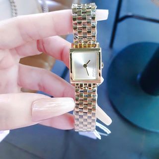 ĐỒNG HỒ NỮ CAO CẤP MỚI NHẤT C K MẶT VUÔNG MINI DÂY THÉP