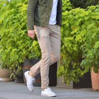 Quần kaki dài nam. Chất vải 98% cotton dày dặn đanh mịn 2% sợi Spandex co giãn thoải mái