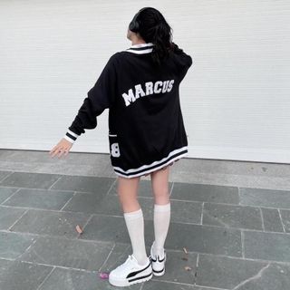 Áo khoác nam nữ cardigan viền đen trắng có túi in chữ MARCUS Unisex Menswear