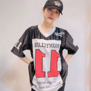 Áo thun phối số 11 MONTCLUB cổ tim from rộng ( ảnh thật) Women Unisex