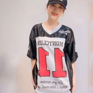 Áo thun phối số 11 MONTCLUB cổ tim from rộng ( ảnh thật) Women Unisex