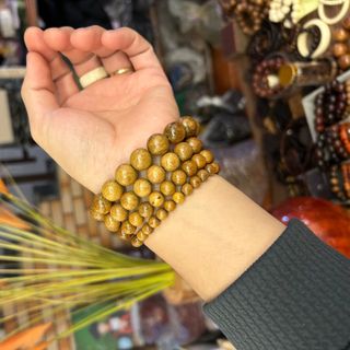 Vòng gỗ bách xanh quà tặng giá sỉ