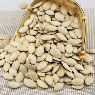 500g Hạt bí rang củi, hạt bí Tân Bảo Ký sạch, thơm ngon, béo giòn, tốt cho sức khoẻ hàng chuẩn, món ngon ngày Tết - CTB628, ăn vặt