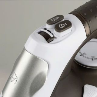 Bàn Là Hơi Nước RAF Chống Nhỏ Giọt - Bảo Hành 3 Năm -Mặt Đế Gốm Sứ Công Suất 2400W - Kho Sỉ Gia Dụng