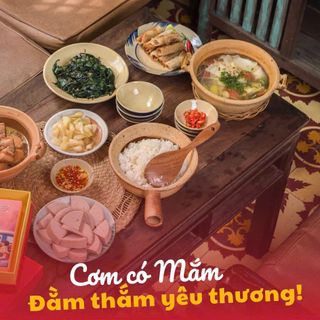 NƯỚC MẮM CÁ CƠM TRUYỀN THỐNG THUẬN PHÁT LOẠI HẠNG NHẤT (THÙNG 6 CHAI)