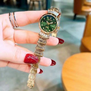 Đồng hồ lắc xi mới về lại