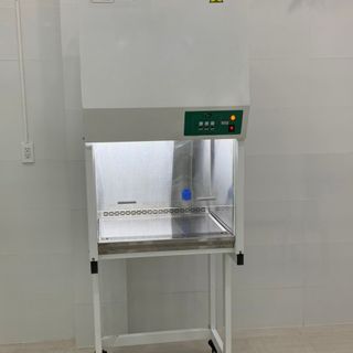 Tủ an toàn sinh học kích thước nhỏ 700mm cho phòng khám, phòng xét nghiệm