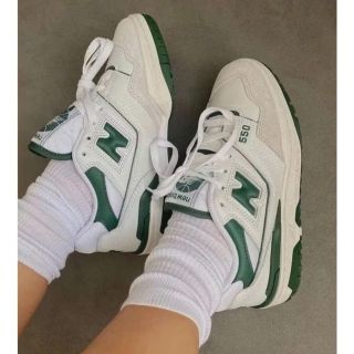 NB 550 mới về 
size : 36-45
sỉ chọn size : 450 k ( ri ib )