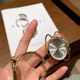 ĐỒNG HỒ NỮ THỜI TRANG C K VÒNG TAY MÀU VÀNG