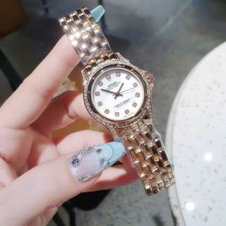 ĐỒNG HỒ NỮ THỜI TRANG HOT TREND RÔLET MẶT TRÒN NEW