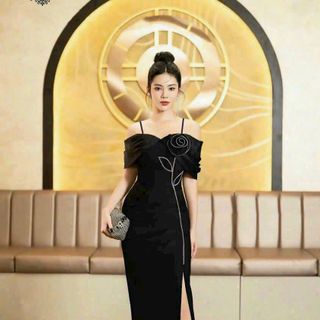 Đầm dạ hội trễ vai kèm bông thiết kế sang trọng hàng cao cấp