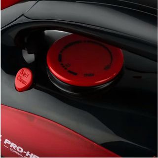 Bàn Là Hơi Nước RAF 1800W – Công Nghệ Tiên Tiến, Hiệu Quả Vượt Trội
