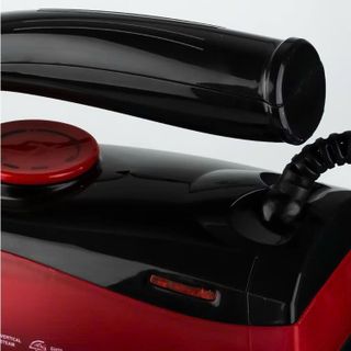 Bàn Là Hơi Nước RAF 1800W – Công Nghệ Tiên Tiến, Hiệu Quả Vượt Trội
