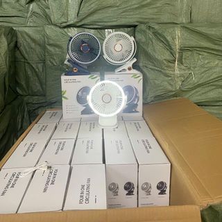 Quạt kẹp có đèn led tích điện có đế để bàn , 3 chế độ quạt có đèn led siêu tiết kiệm