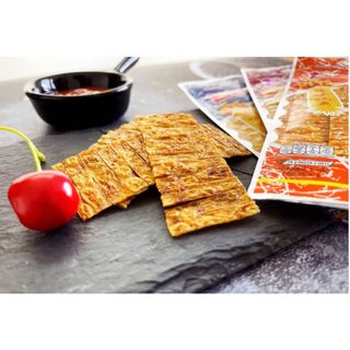 Snack Mực Tẩm Gia Vị Larb Cay Bento 20g (Vàng)-Món ăn vặt chuẩn Thái, cay nồng không thể bỏ qua