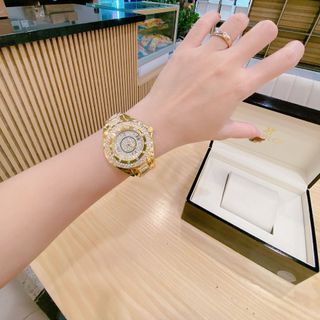 Đồng hồ đeo tay nữ