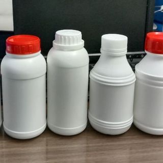 Chai nhựa 50ml đựng dung môi, chai nhựa 100ml hoá chất, lọ nhựa 250ml pha chế thuốc, chai nhựa 500ml đựng dầu nhớt, chai nhựa 1 lít đựng axit