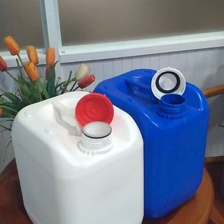 Sản xuất can nhựa 10 lít giá rẻ, can nhựa vuông 20 lít đựng sơn dầu, thùng nhựa 25 lít đựng dầu nhớt, can nhựa 30 lít đựng thuốc thuỷ sản