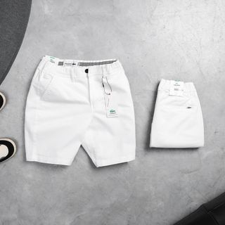 Quần short kaki nam. Chất kaki dày dặn , thun con giãn , mặt vải mịn.  Form Slim fit