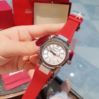 MÓN QUÀ VALENTINE HOT SALE ĐỒNG HỒ NỮ CAO CẤP SAVATOL DÂY SILICON ĐỎ MÁY THUỴ SĨ
