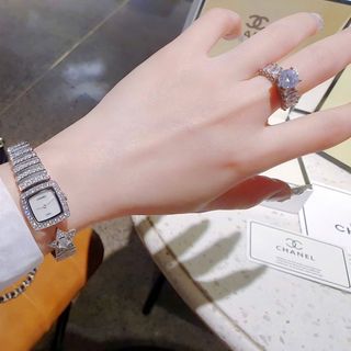 MÓN QUÀ VALENTINE ĐỒNG HỒ NỮ SIÊU CẤP CHAZEL VÒNG KIỀNG NẠM ĐÁ