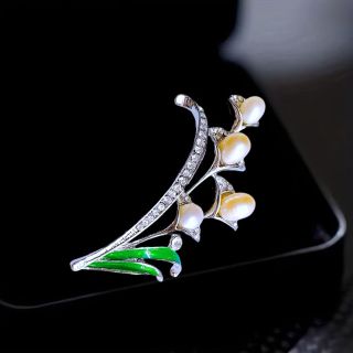 Ghim cài áo hình hoa tulip đính Ngọc trai nước ngọt sang trọng thời trang dành cho nam nữ