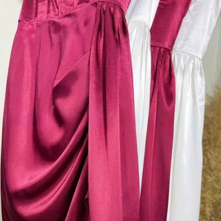 ĐẦM BODY TRỄ VAI PHI CORSET EO XẺ TÀ SIÊU SANG CHẢNH