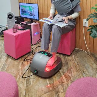 Máy massage chân thư giãn TERAHERTZ (Schumann TCC)