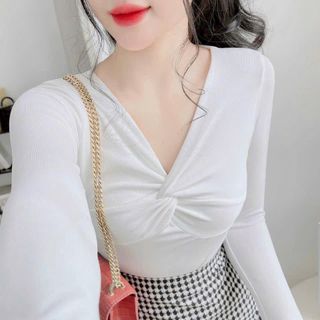 B64- Áo thun tay dài Nữ phom ôm gân tăm cổ xoắn Women Top