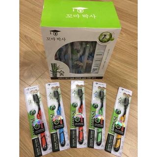 Hộp 30 cây bàn chải than tre
