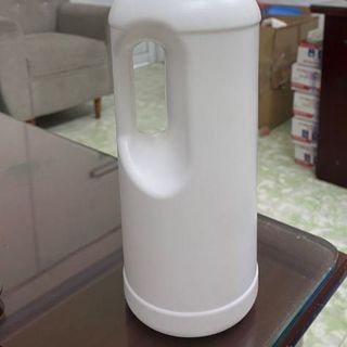 Chuyên chai nhựa 1 lít vuông trắng, chai nhựa 500ml đựng sơn nội thất, chai nhựa 250ml đựng dầu nhờn, chai nhựa 100ml đựng thuốc thuỷ sản