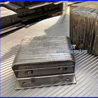 CAO SU NHIỀU LỚP GIẢM CHẤN CHỐNG VA ĐẬP CHO NHÀ XƯỞNG (Laminated Dock Bumper)