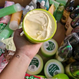 Kem Tẩy trắng Thái Lan
