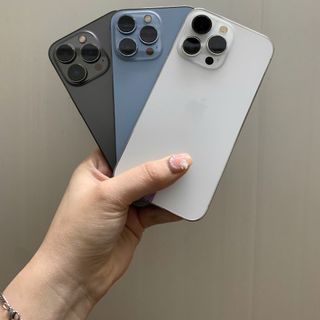 IPhone 13 13 mini 13 Pro 13 Pro Max 64GB 128GB 256GB likenew 99% Bảo Hành 1 đổi 1-Henry.