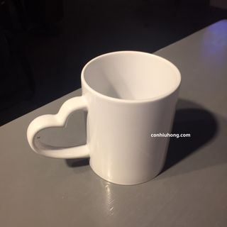 Ly trắng quai tim