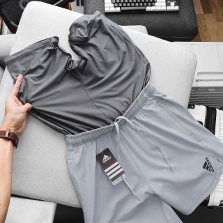 Short das xi giãn runing 2 lớp. Lớp lưới bên trong mềm thoáng mát, co giãn 4c, 2 túi khoá kéo. Phụ liệu hãng Size : m l xl 2xl /2222/8c 5 màu / ri 40c