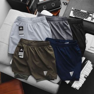 Short das xi giãn runing 2 lớp. Lớp lưới bên trong mềm thoáng mát, co giãn 4c, 2 túi khoá kéo. Phụ liệu hãng Size : m l xl 2xl /2222/8c 5 màu / ri 40c