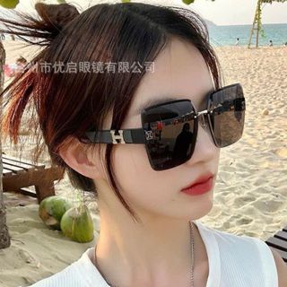 Kính Mát Gọng Vuông Coka Chống Tia UV Lọc Ánh Sáng Bảo Vệ Mắt Thời Trang  Phù Hợp Cho Nữ