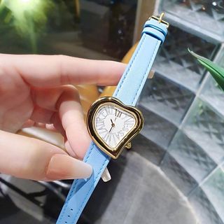 MÓN QUÀ VALENTINE ĐỒNG HỒ NỮ CAO CẤP MỚI NHẤT YvS L DÂY DA MẶT TRÁI TIM