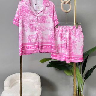 BỘ LATIN ĐÙI THIẾT KẾ