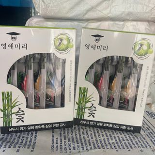 HỘP 30 BÀN CHẢI THAN TRE