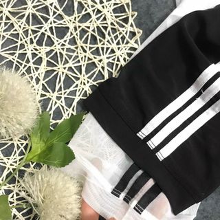 Áo lưới sọc tay Chất liệu: lưới mịn Size: M L Ri: 22