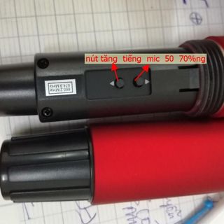 2 Micro không dây loa kéo UHF dùng Pin xanh đỏ có nút tăng giảm nâng tiếng hay Kem